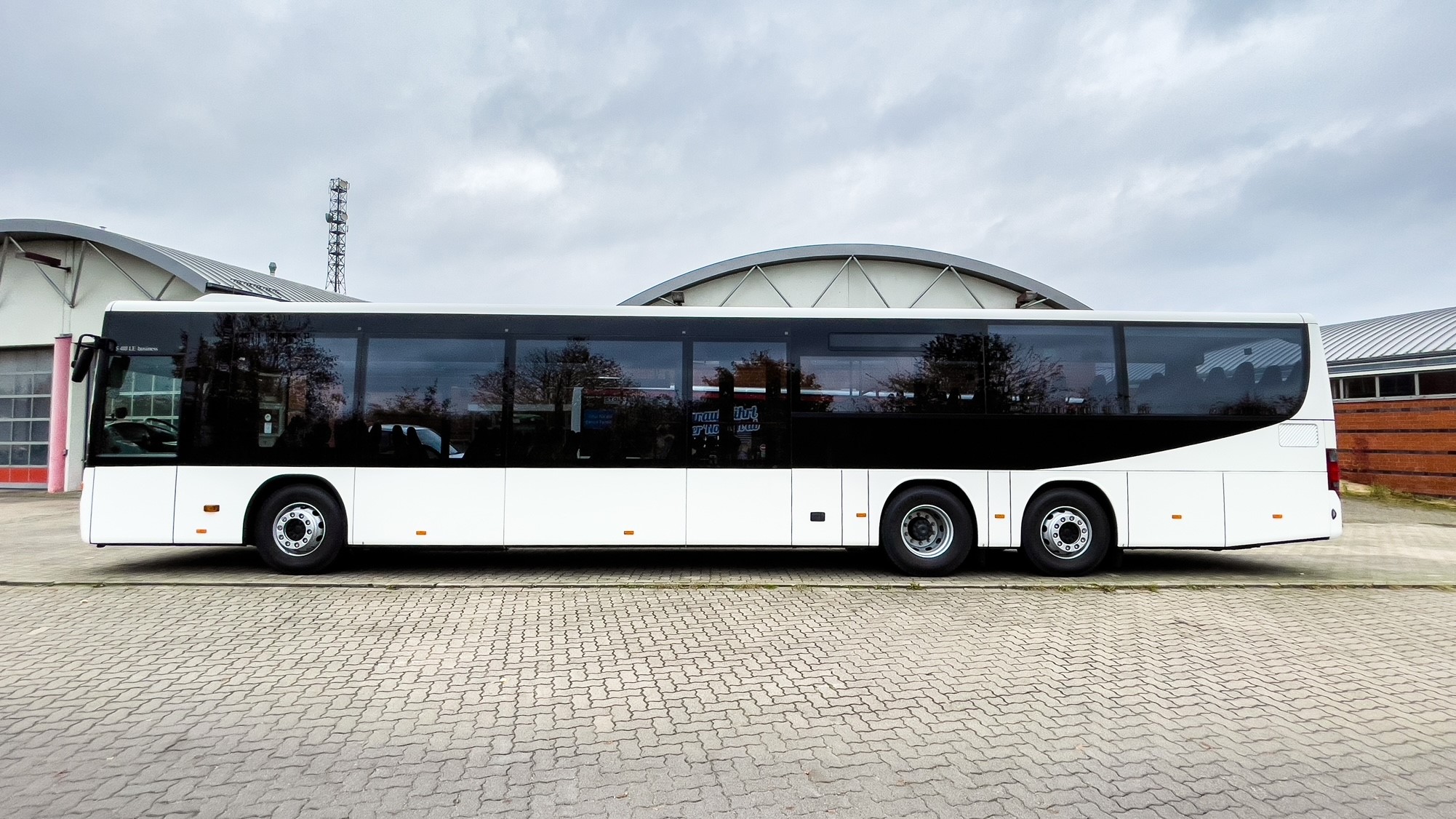 neuer 15m-Bus von Setra - © vvr